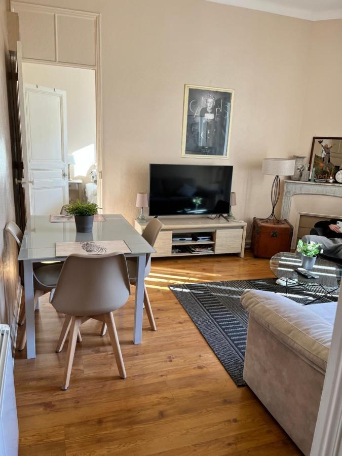 2 pièces cannes centre Extérieur photo