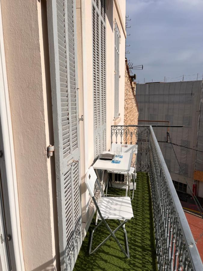 2 pièces cannes centre Extérieur photo